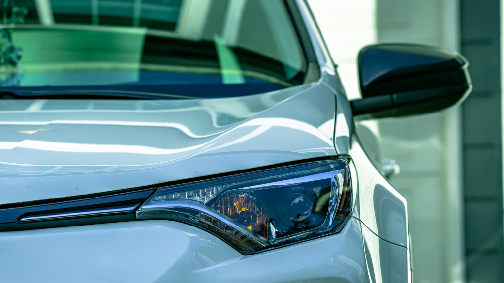 Bentonite enhances durability in automotive coatings from YBT
